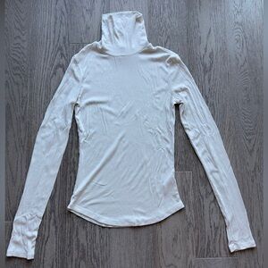 Aritzia Sunday Best - Turtleneck
